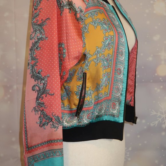 Light Vintage Jacket - Picture 4 of 6